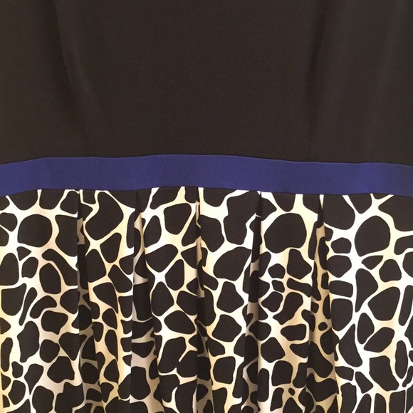 🚨50%off📦  Dress - Picture 3 of 4